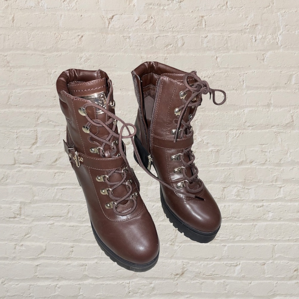 y2k Guess platform combat boots with a block heel and gold accents